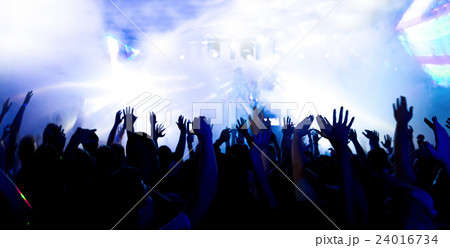 silhouettes massive crowd party concert club music silhouettes massive crowd party concert club music 24016734