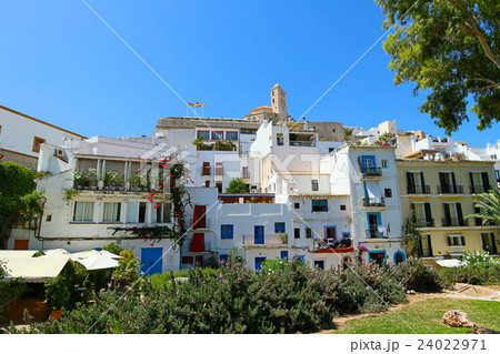 イビサ島　旧市街 24022971