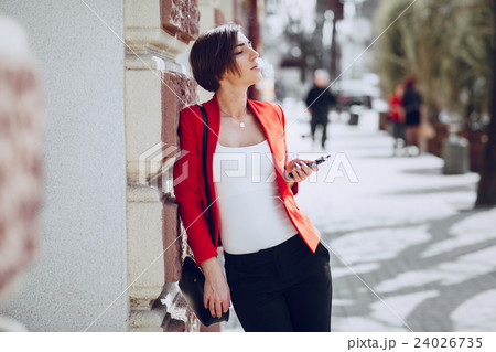 girl with the electronic cigarette 24026735