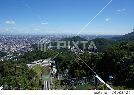 札幌大倉山山頂風景 札幌大倉山山頂風景 24032424