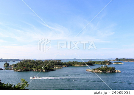 宮城県・七ヶ浜町・多聞山展望公園から眺める松島湾の景色 24039052