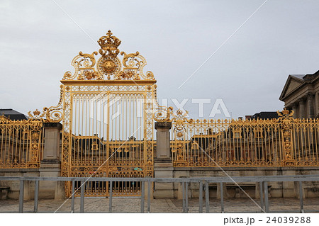 ベルサイユ宮殿門 24039288