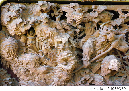 信州 松本の文化財 須々岐水神社の祭りの舞台 荒町の舞台の彫刻 立川流彫刻の舞台(山車)は長野県宝 信州 松本の文化財 須々岐水神社の祭りの舞台 荒町の舞台の彫刻 立川流彫刻の舞台(山車)は長野県宝 24039329