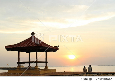 サヌ－ルビ－チの朝焼け 24040682