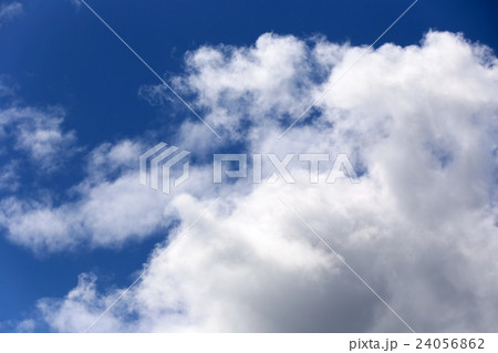 夏の雲 24056862