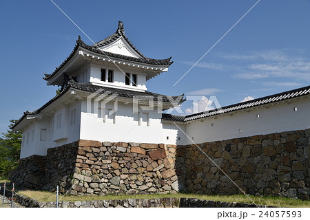 田辺城の再建二重櫓と白壁と石垣 京都府舞鶴市 田辺城の再建二重櫓と白壁と石垣 京都府舞鶴市 24057593