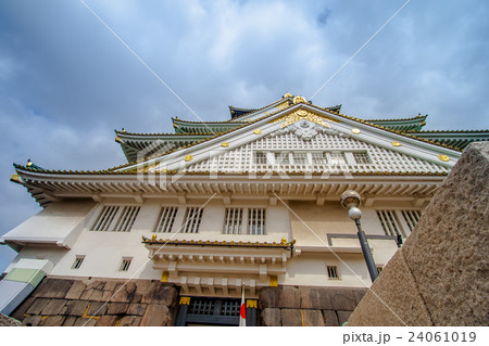 Osaka Castle and blue sky in Japan Osaka Castle and blue sky in Japan 24061019