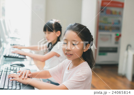 primary school child primary school child 24065814