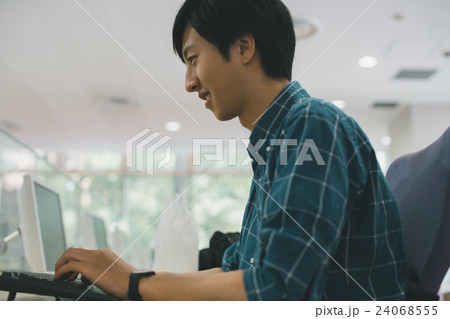 primary school child , university life primary school child , university life 24068555