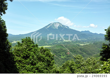 夏の大山　西麓 24069393