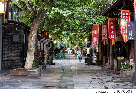 Kuanzhai Alleys scenery 24070903