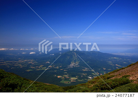 羊蹄山から見る夏のニセコ連峰 羊蹄山から見る夏のニセコ連峰 24077187