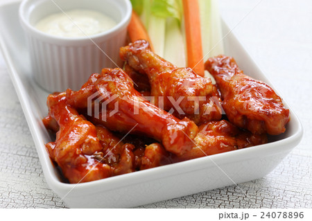 バッファローチキンウィング 24078896