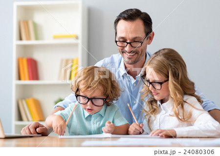 Man and girl how boy drawing Man and girl how boy drawing 24080306