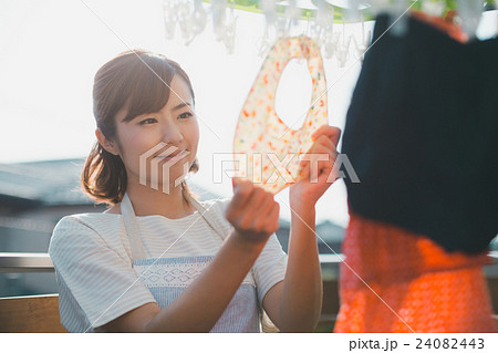 Japanese woman golfer , housewife 24082443