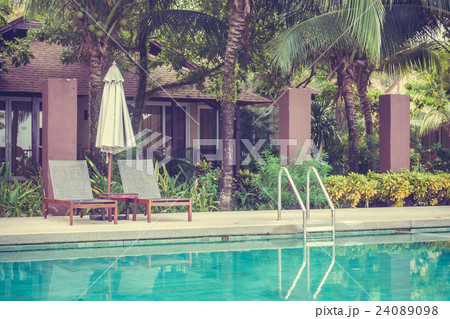 Swimming pool Swimming pool 24089098