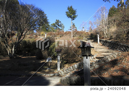 三峯神社 24092048