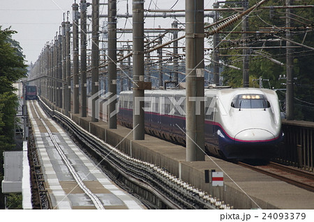［NS］ニューシャトルと上越新幹線E2系 24093379
