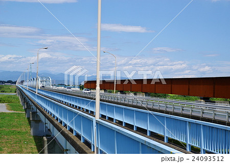 橋の架け替え 上武大橋 埼玉・群馬県境 2016年8月 j 望遠 橋の架け替え 上武大橋 埼玉・群馬県境 2016年8月 j 望遠 24093512