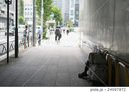東京駅ガード下（東京の風景） 24097872