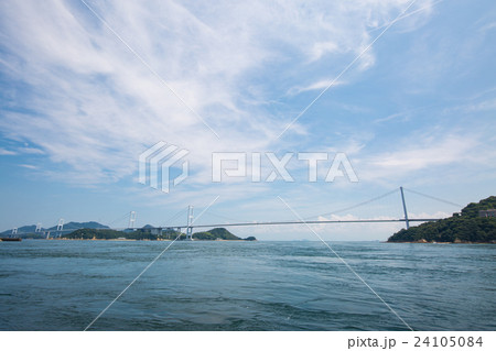 愛媛県今治市　来島海峡大橋 24105084