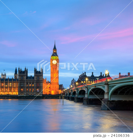 Big Ben and Houses of parliament at twilight 24106336