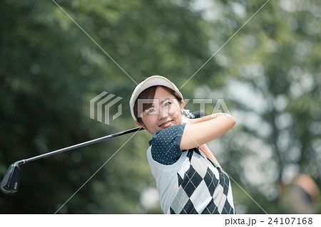 Japanese woman golfer , housewife 24107168
