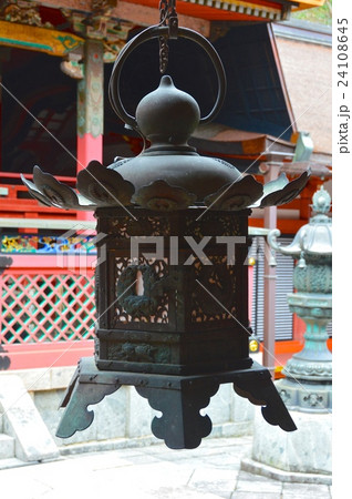銅製の吊灯篭（談山神社･拝殿／奈良県桜井市多武峰319） 24108645