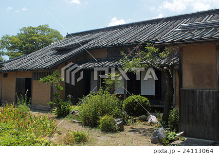 山口県岩国　旧目加田家住宅　裏庭 24113064