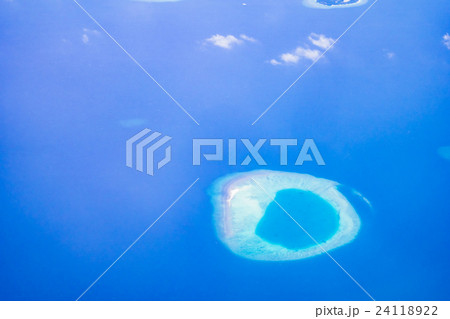 Aerial view of maldives island Aerial view of maldives island 24118922