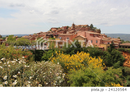 ルシヨンの集落 24120564