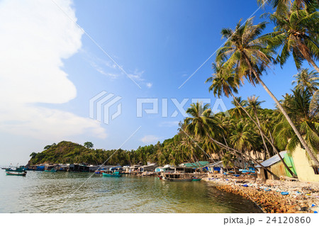 Ben Ngu wharf, Nam Du islands, Kien Giang 24120860