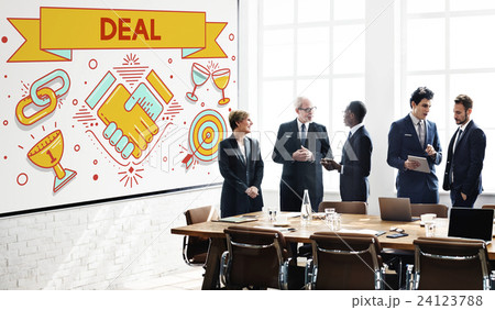 Deal Contract Solution Strategy Partnership Concept 24123788