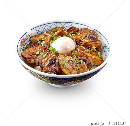 角煮丼 温泉卵のせの写真素材