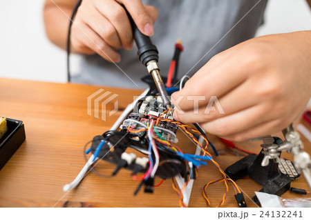 Welding the cable on drone at home Welding the cable on drone at home 24132241