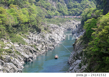 徳島県三好市　大歩危小歩危川下り 24141532