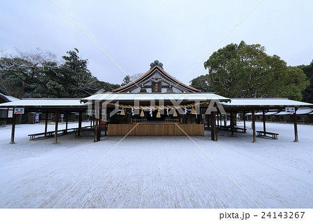 世界遺産　沖ノ島　関連遺産群　九州　福岡県　おすすめ　人気　観光地　宗像市　宗像大社　辺津宮　神社 24143267