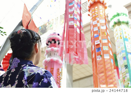 仙台七夕　浴衣女性 24144718