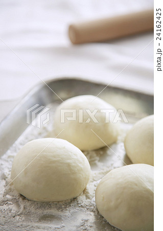 パン生地　パン作り　パン 24162425
