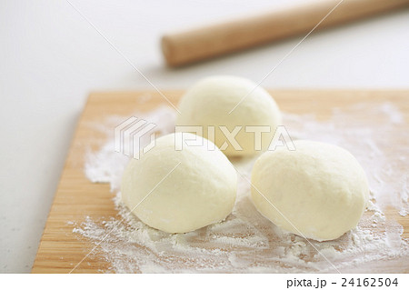 パン生地　パン作り　パン 24162504