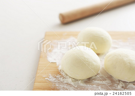 パン生地　パン作り　パン 24162505