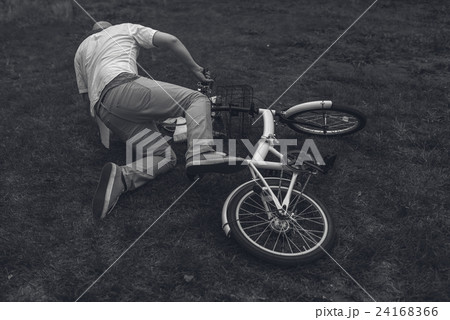 自転車 24168366