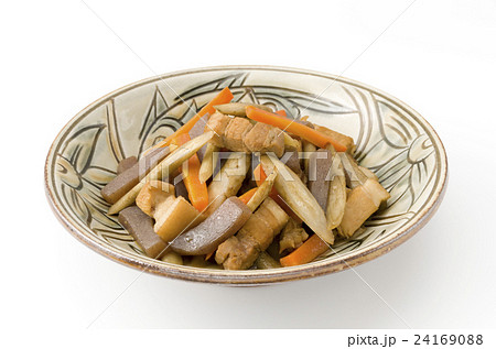 根菜と豚バラ肉の煮物 24169088