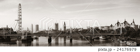 Thames River Panorama 24176979