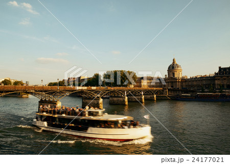 River Seine River Seine 24177021
