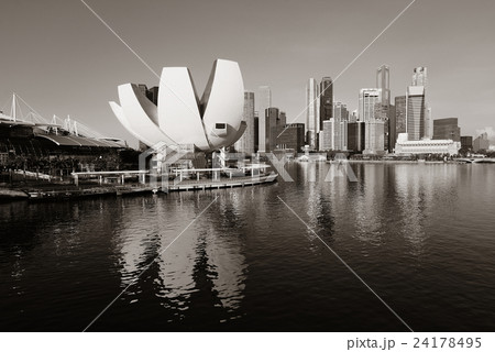 Singapore skyline 24178495