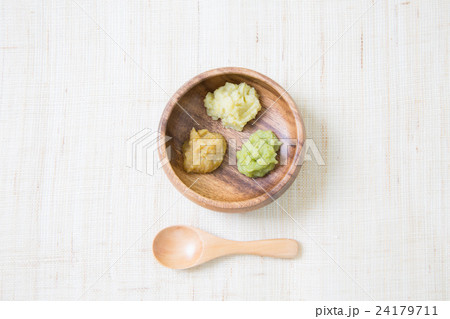 ベビーフード 24179711