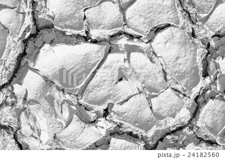 cracked earth texture background 24182560