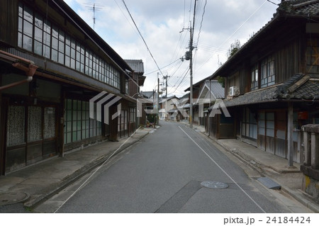 宇陀市菟田野区古市場の町並　 24184424