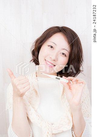 風邪 女性 風邪 女性 24187232
